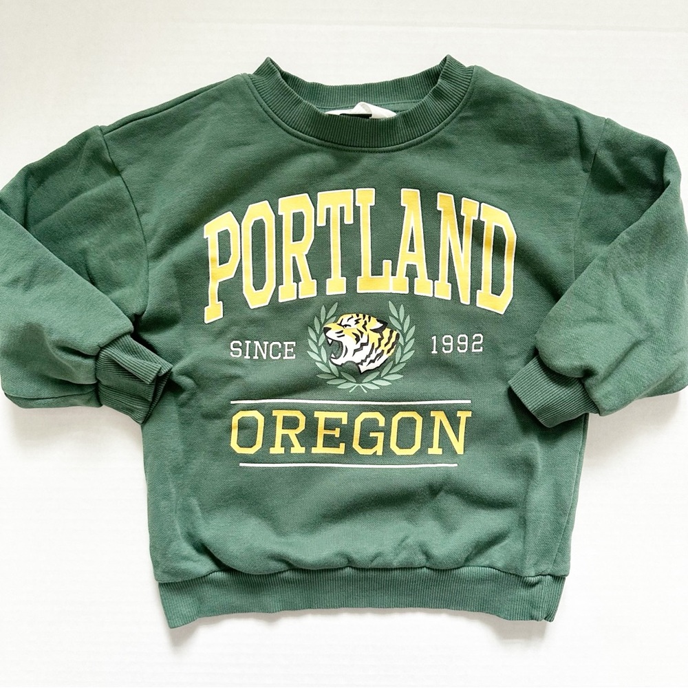 H&M Portland Oregon Green Graphic Crewneck Sweatshirt Toddler 3T/4T